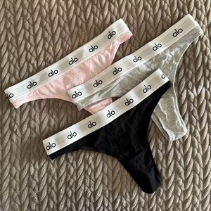 Alo Yoga NEW High Waisted Thong Underwear